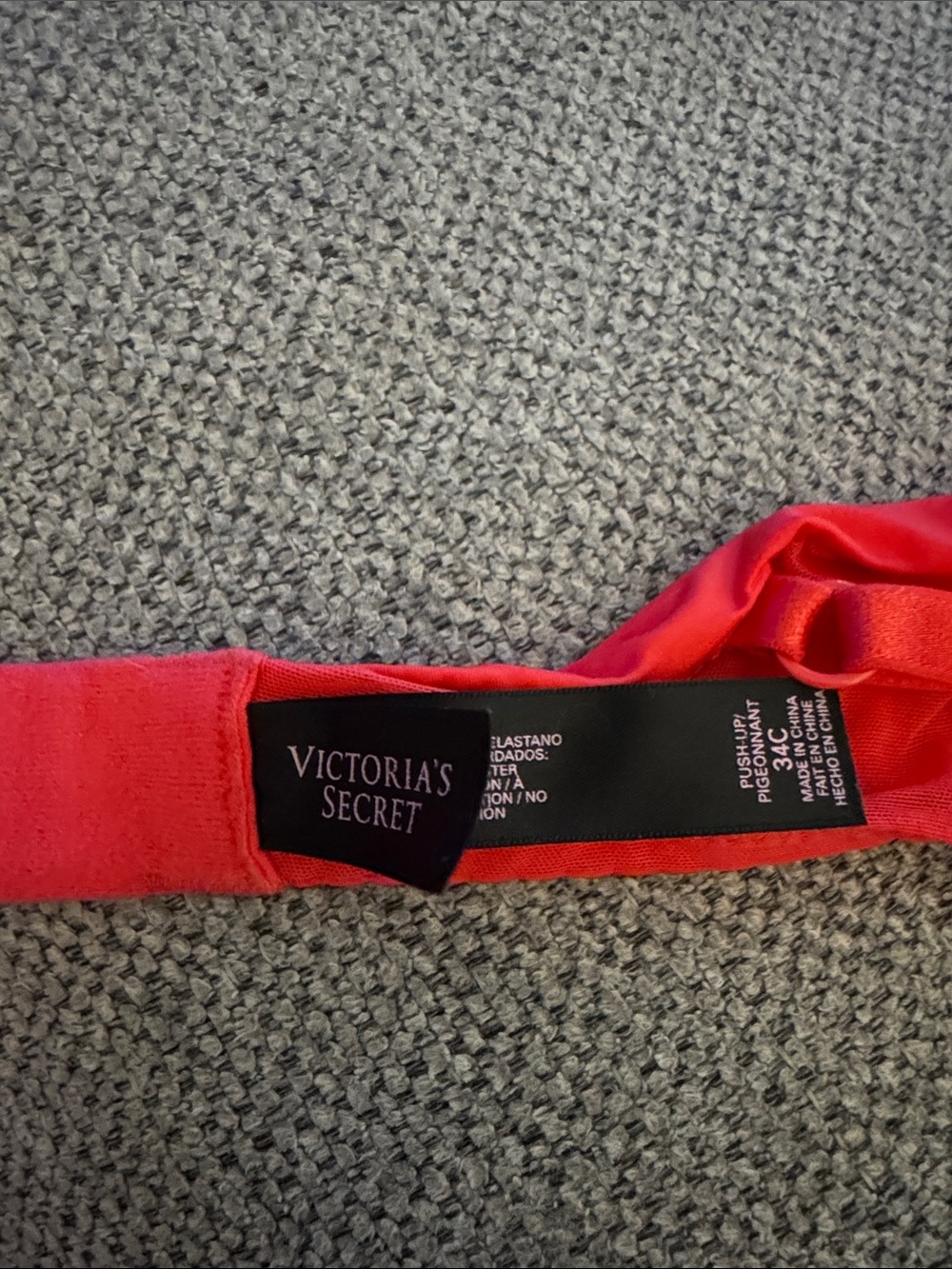 Victorias Secret Push Up Bra - Picture 3 of 3